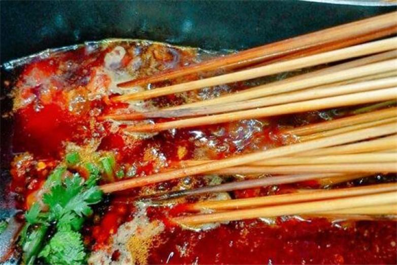 乐山飘香串串香